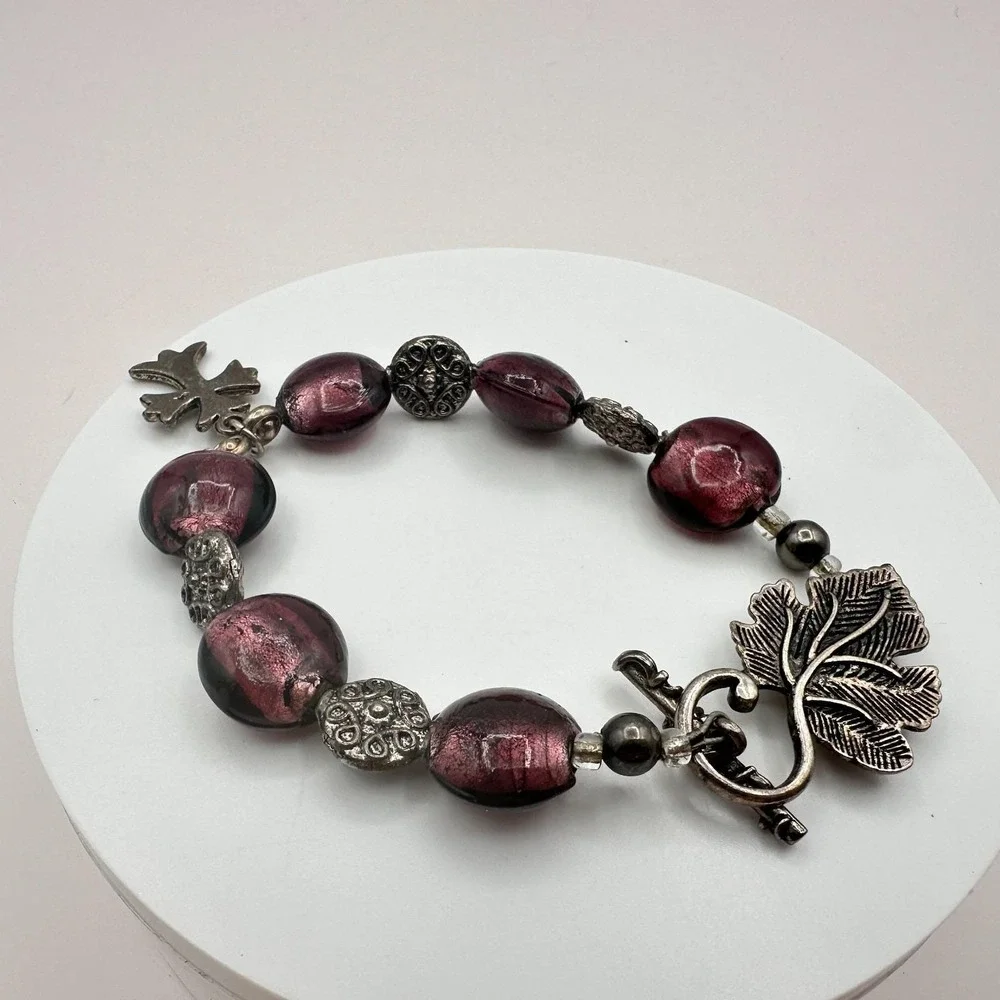 Vintage 90s Silver Tone Leaf Cross Charm Purple Foil‎ Glass Bead Toggle Bracelet